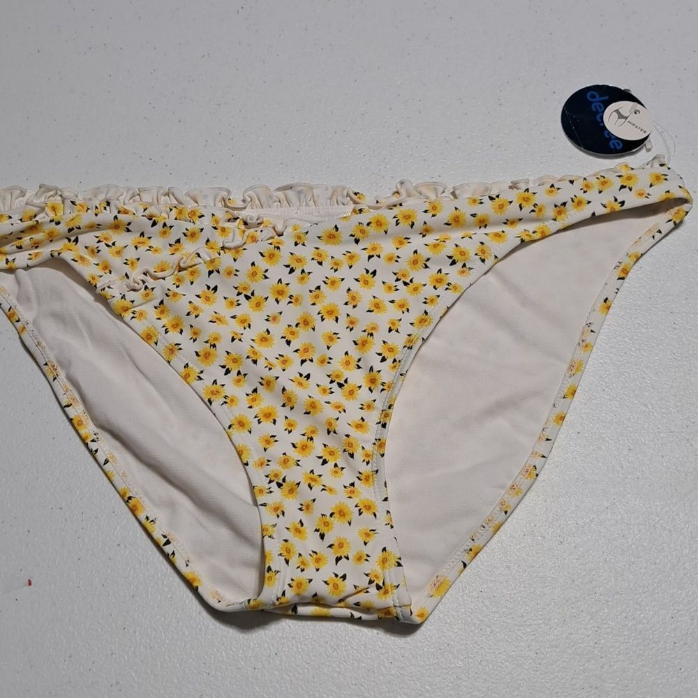 Decree Hipster Sunflower swim bottoms size XXL NWT